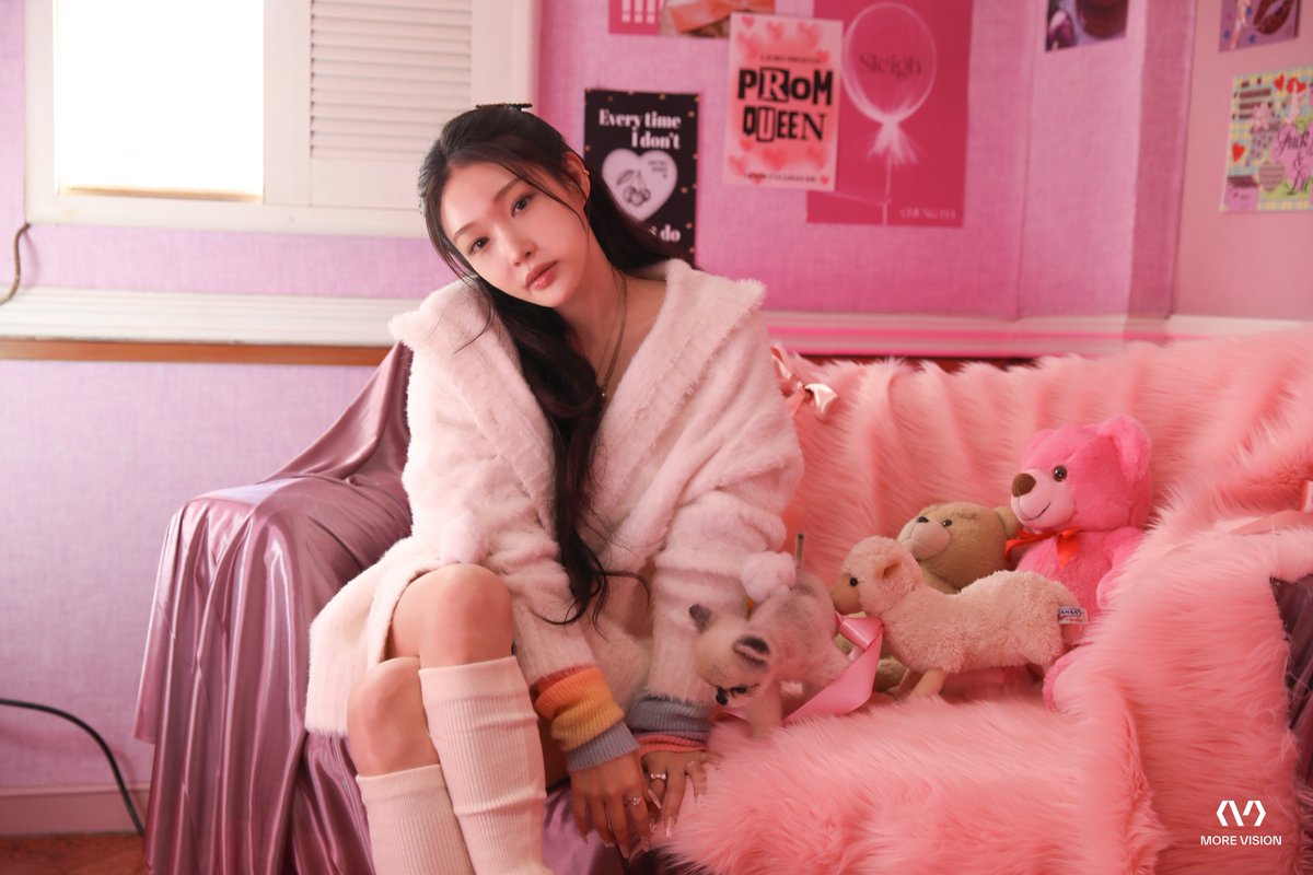 💚🩵💜 tweet media