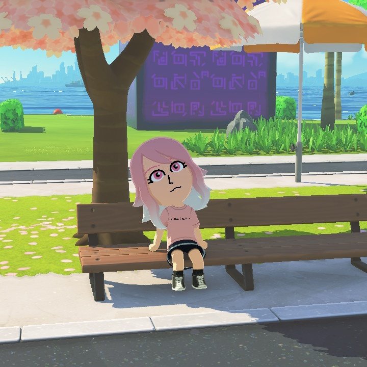 girl dont look behind you