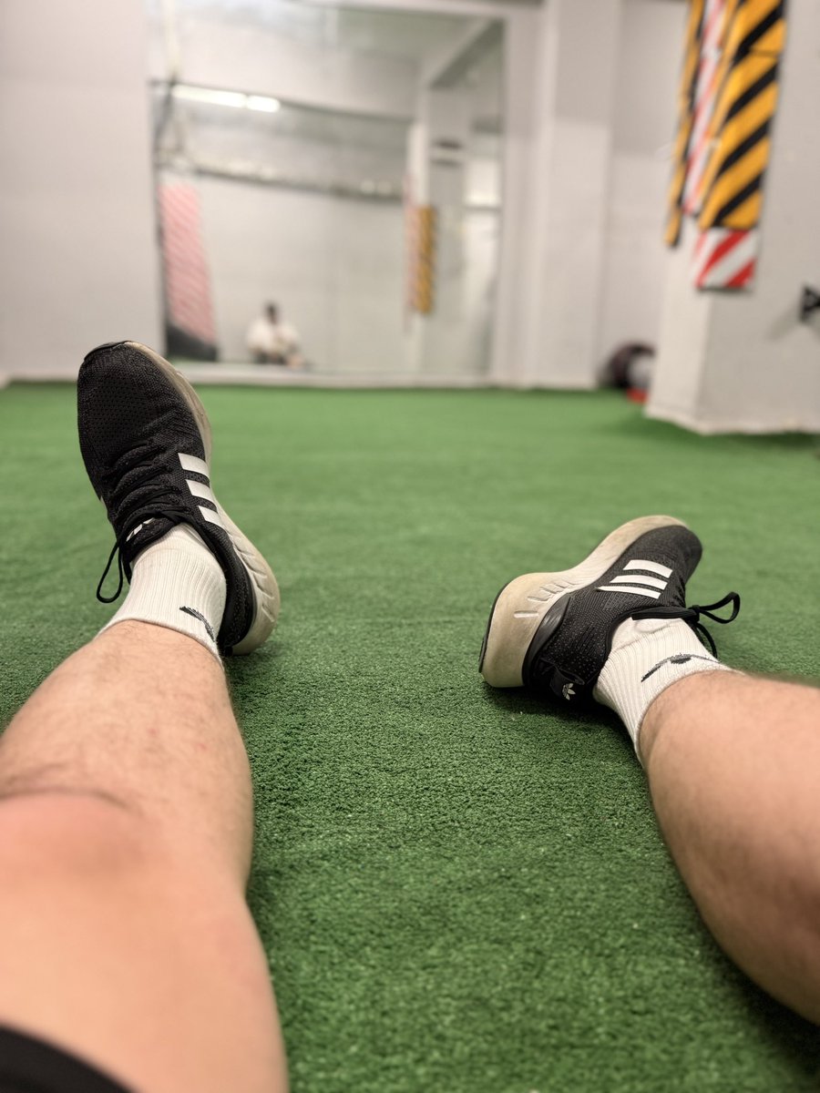 βασιλιας τζουλιαν 🎅 tweet media