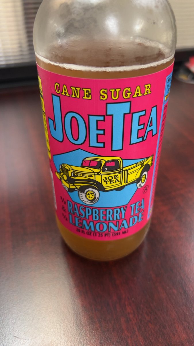 MeLikeFoot's tweet photo. Let’s clap it up for the team over there at Joe Tea https://t.co/ohGVtGs5go