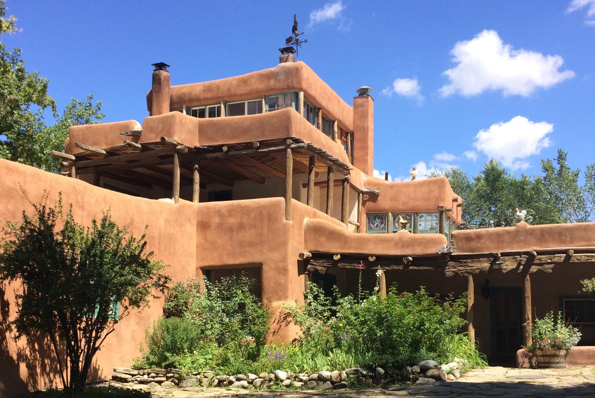 NMMagazine's tweet image. The town known as the “Soul of the Southwest” holds a trove of literary treasures. Open a map and find your muse. zurl.co/v2mko