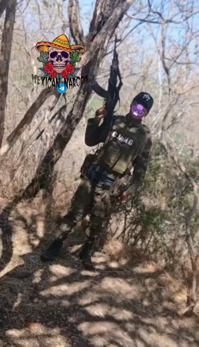 mexicannarcos's tweet image. 🔺🐓Sicario of Grupo Delta of the CJNG, operating in Michoacán🔺🐓. 
Hashtags: #Michoacán #CJNG #cartels #Mexico