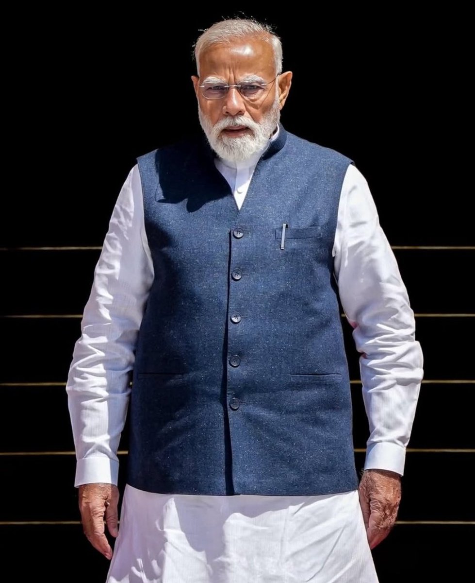 KiranG53965's tweet image. न भूतों न भविष्यति 🔥❤️

#narendramodi #modified