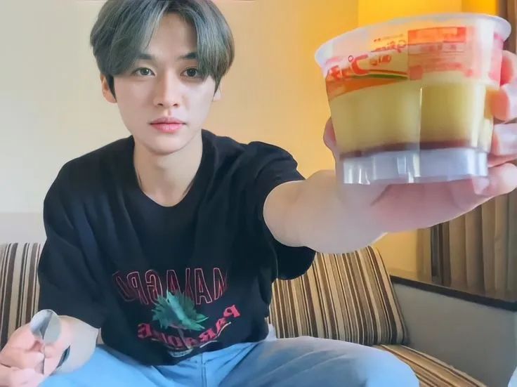 effy (-4,7/-22) .ᐟ tweet media