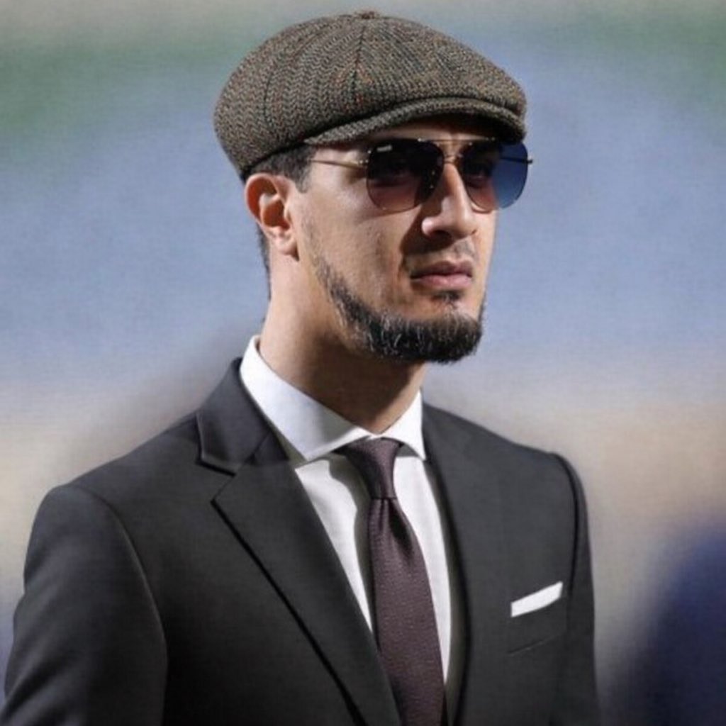 اول الغربله طرده من النادي  #الهلال_يحتاج_غربله_يالوليد