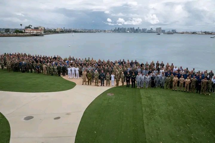 US3rdFleet's tweet image. Partners, Integrated, Prepared 🌎🤝
C3F and members of partner and ally nations have officially concluded final planning for RIMPAC 2026, the world’s premier international maritime exercise.
#RIMPAC2026 #USNavy #C3F