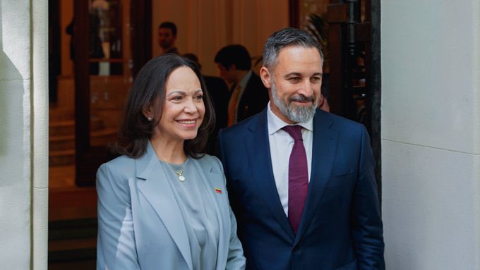 Bertrand Ndongo tweet media