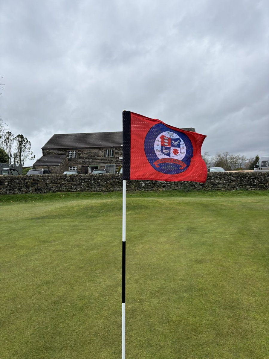 PaulFMW_TJGOLF's tweet photo. @nelsongolfclub and @NelsonGCgreens looking good today with new flags out for the season. Many thanks to continued sponsorship from Pendle Accountancy Services. https://t.co/faDrjmDiHh