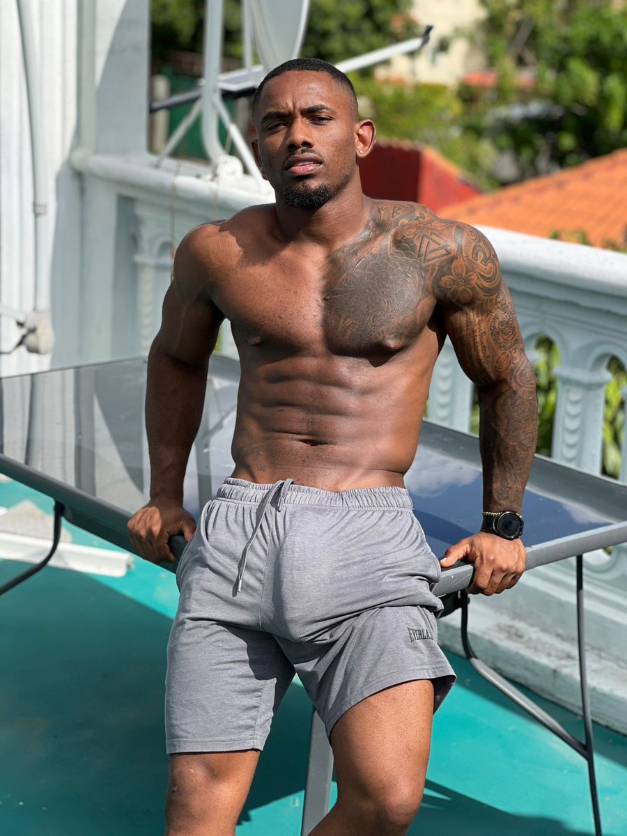 who's ready to see me slay this runway? 💥