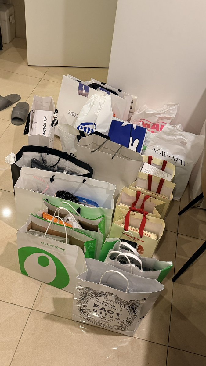 鯛魚燒 tweet media