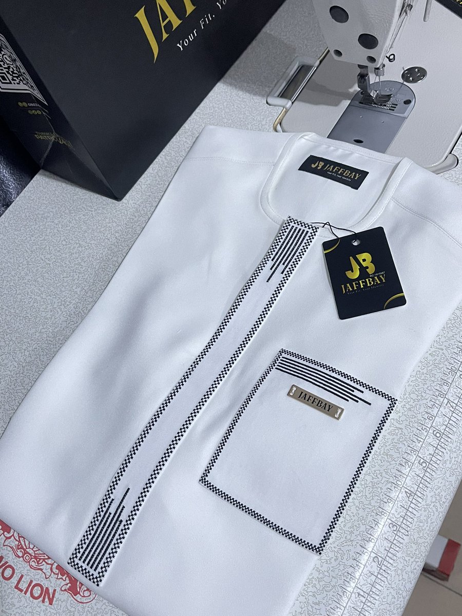 Jaffbay's tweet photo. Well-tailored kaftan available in various colours, fabric types, and sizes.
WhatsApp: +2348036254487 to order
#kaftanformen #mensnative #fashiondesignerinibadan #jaffbay #fashiondesignerformen https://t.co/7RoeyYDoJW