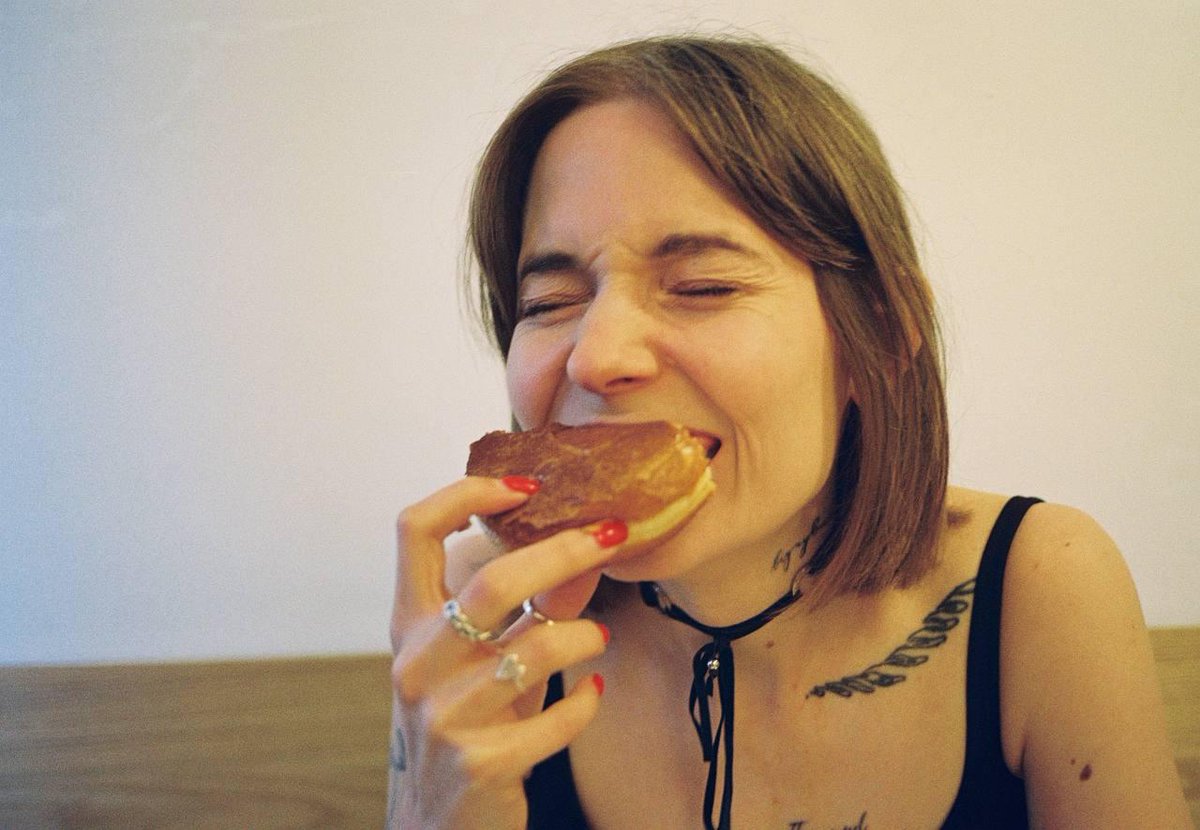 фотографувати свою жінку is one of the simplest and biggest joys of life