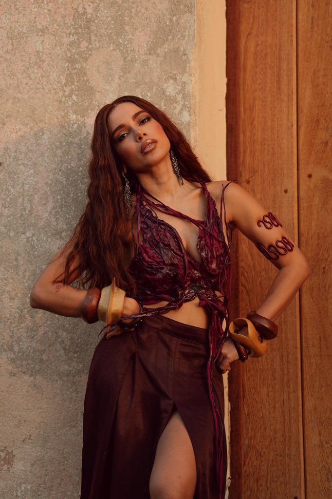 QG da Anitta tweet media