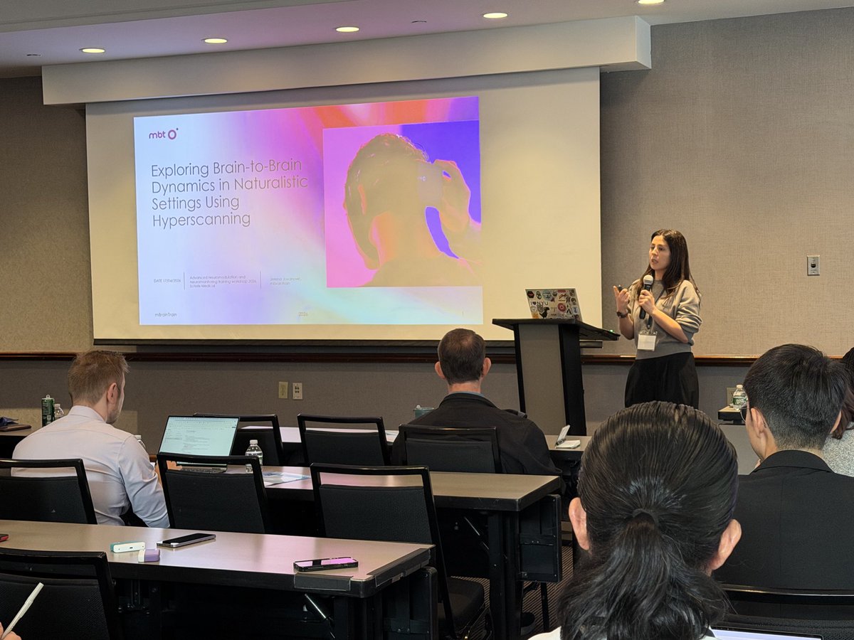 SoterixMedical's tweet image. Jelena Jovanović, a biomedical engineer at @mBrainTrain, the pioneers in mobile EEG,  discusses “Exploring Brain-to-Brain Dynamics in Naturalistic Settings Using Hyperscanning.” #EEG #Hyperscanning #ANNTW26