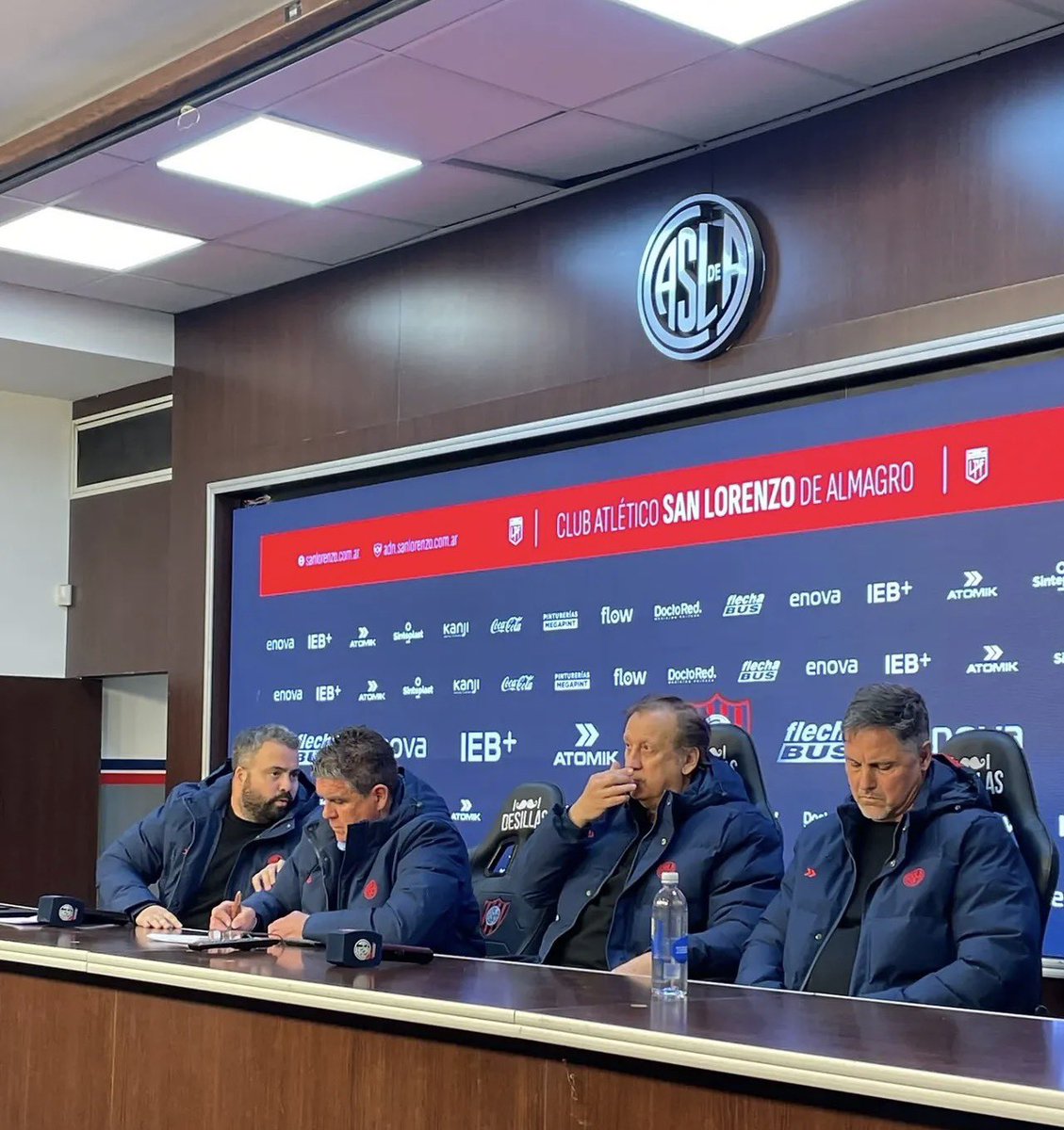 Leandro Alves tweet media