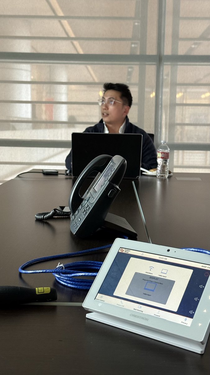 MarbanLab's tweet image. This week’s lab meeting feat. @coralf_reef discussing his work w/James Dawkins &amp;amp; @EugenioCingolan on biological alternatives to ablation for #VT. Much promise to move from tissue destruction to tissue healing as a therapeutic strategy.