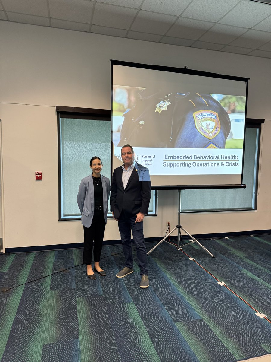 HCSO_NPD's tweet photo. Members of @HCSOTexas presented at the @texas_cit Conference—covering lessons learned from the I-45 “Sitting in Crisis” incident to our embedded Behavioral Health professionals model. Strong discussions &amp; meaningful conversations throughout. #ChangetheMindset https://t.co/83Epl8yuVA