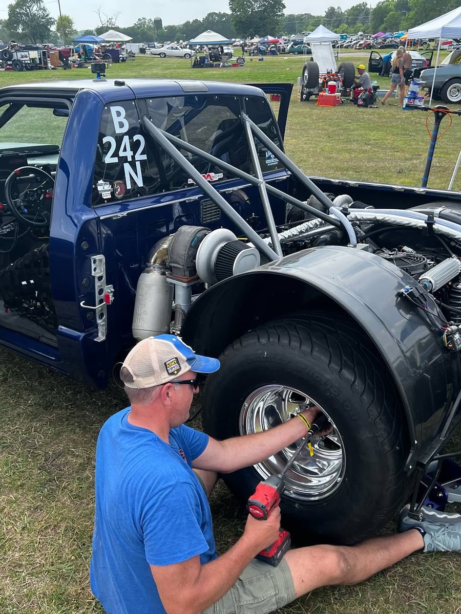 S10LIFEOfficial's tweet photo. This truck is so sick! Those flip out bed sides are so unique 🔥

Via - @turb0_joe 

Visit us at https://t.co/KRA7w2ywMU
#S10LIFE https://t.co/GA9SCpeXZq