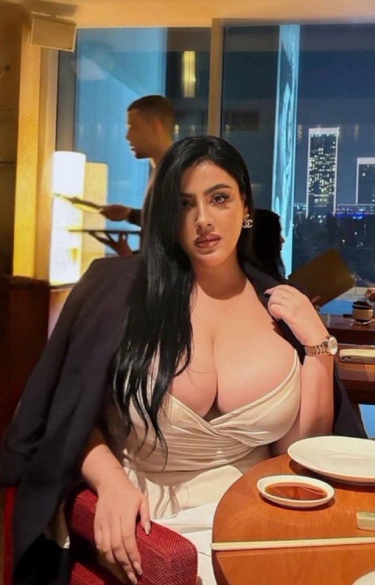 عز♠️ tweet media