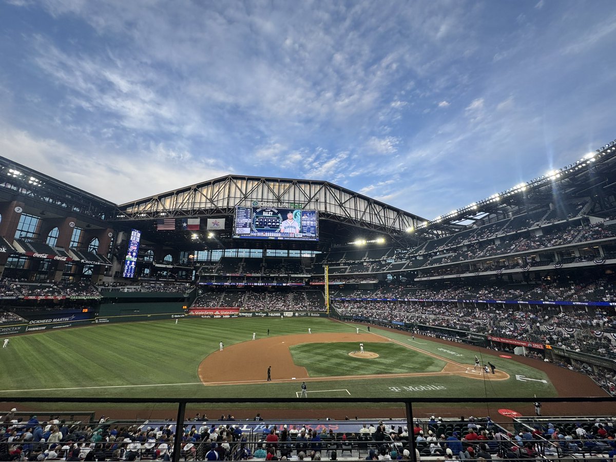 SeaHusker tweet media