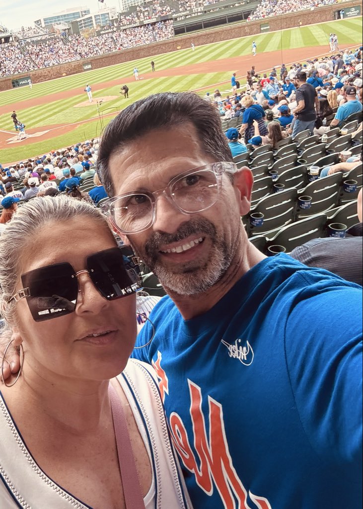 BeaVal93's tweet photo. @Cubs https://t.co/fkokGqCzKc