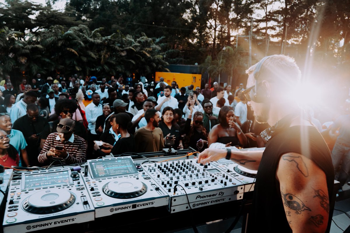 MEZO NOIR UG tweet media