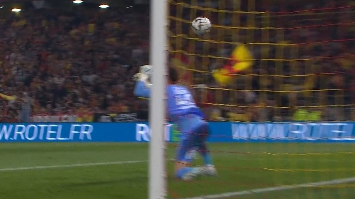 Instant Foot ⚽️ tweet media