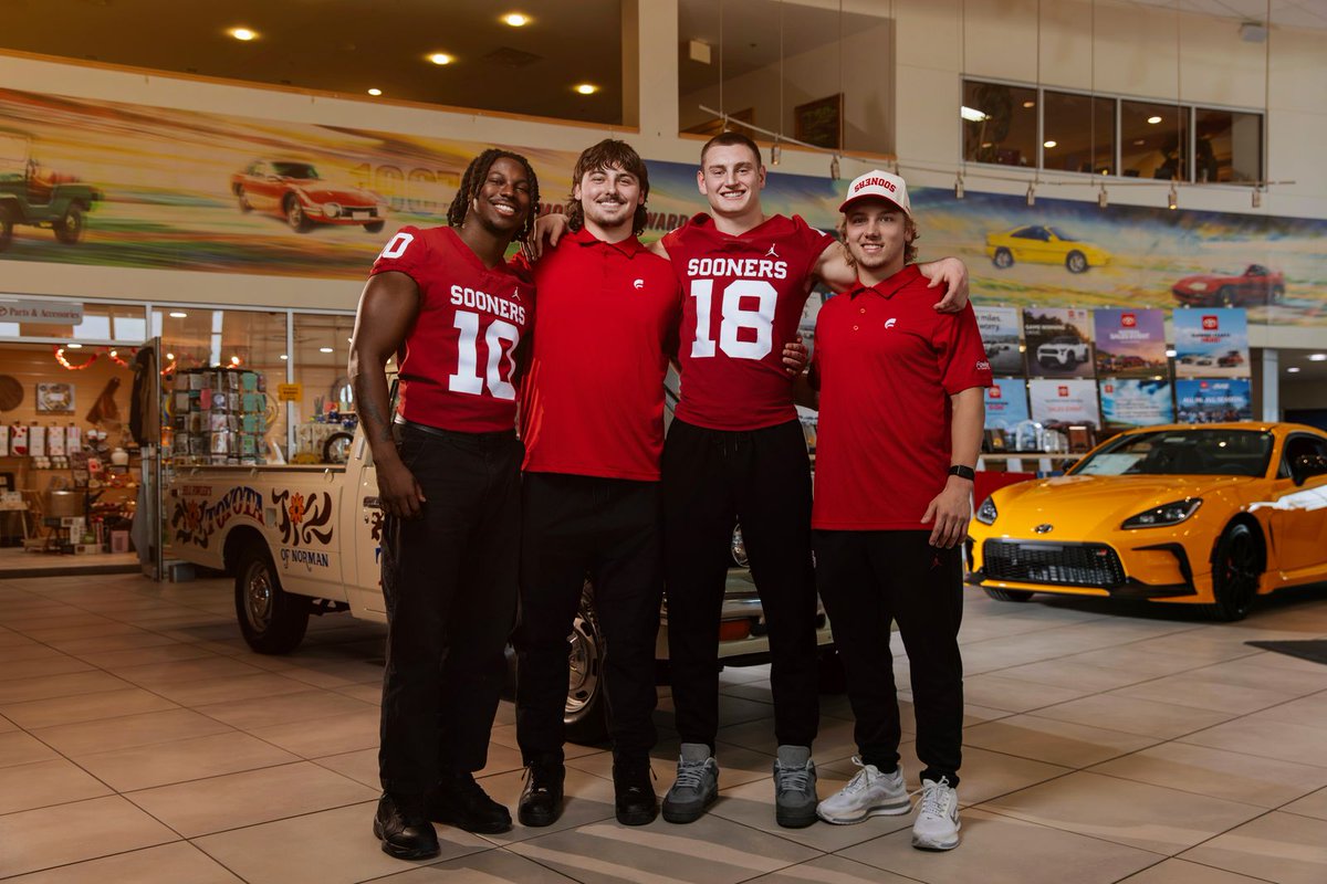 FowlerToyota's tweet image. Nothing Like OU Football 😤 BOOMER 🏈 Spring Game Tomorrow 🔥 #Fowler #FowlerAuto #OU #SpringGame #FowlerToyota