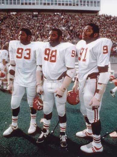 Officially Me tweet media