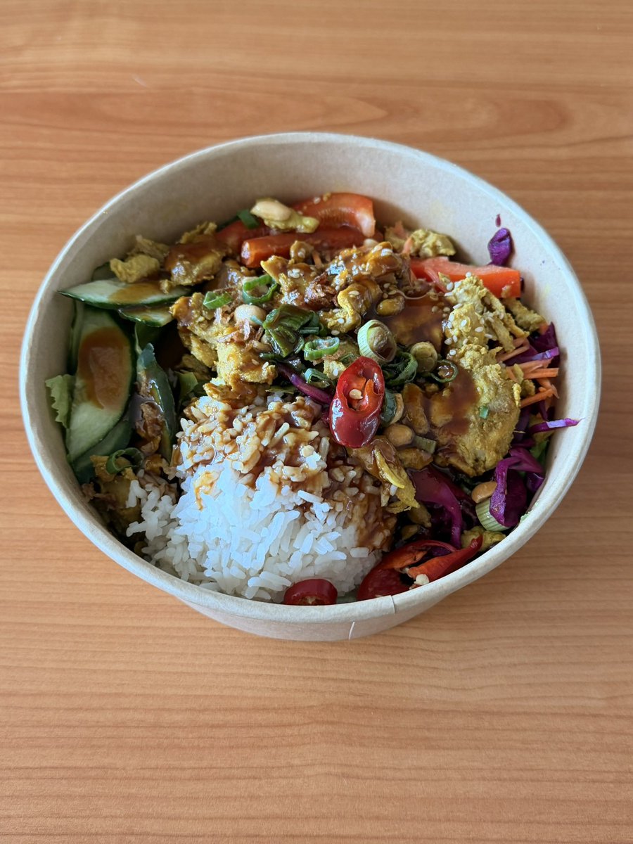 Damaci's tweet photo. It was a kind of bowl day https://t.co/HJlXyabaXc