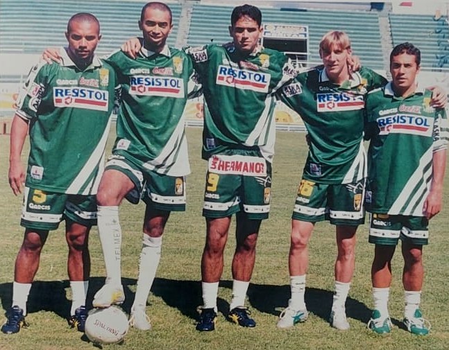 León Profundo tweet media