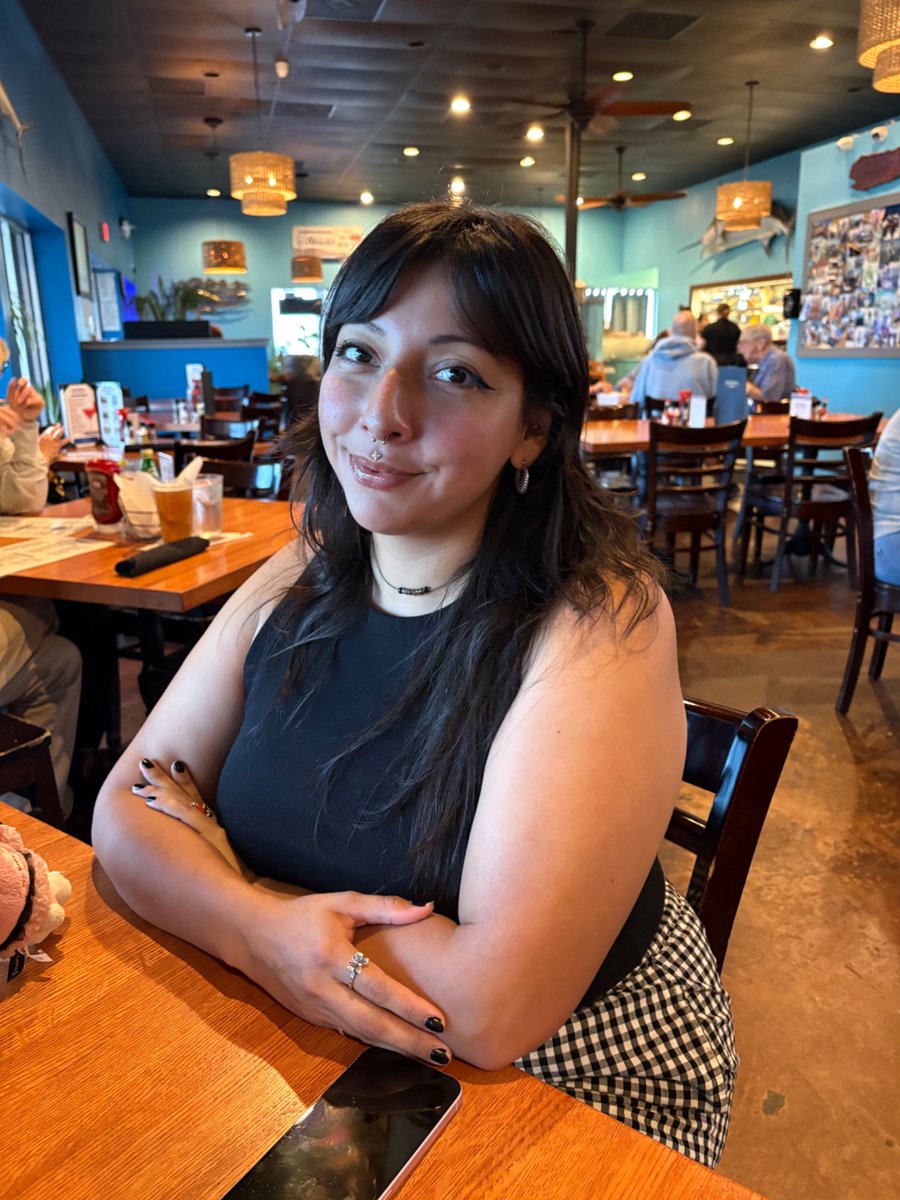 cea 🐚 tweet media