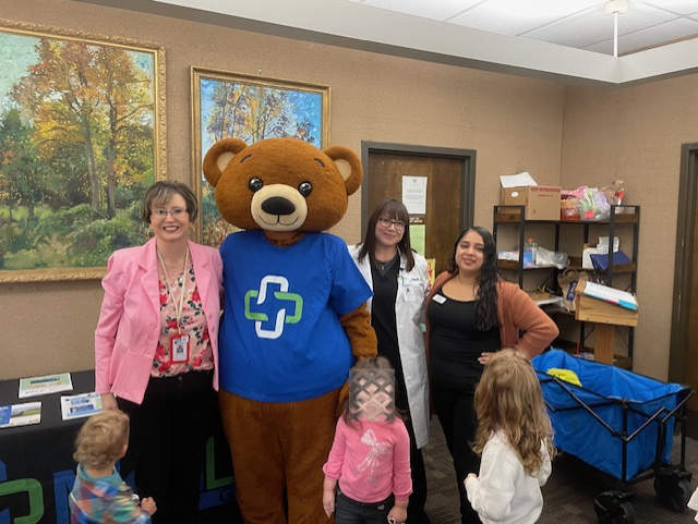 medlinkga's tweet image. 📚✨ Wonderful day at White County Library! White Co Office &amp;amp; Warrior Wellness hosted Story Time with MedLink's Meddy Bear! 🐻💙 🎨📖 #MedLinkGeorgia #CommunityHealth #MeddyBear #StoryTime