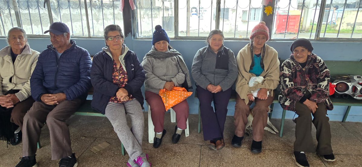 #SRIzonal3

En la parroquia Quinchicoto, del cantón Tisaleo, capacitamos a un grupo de adultos mayores sobre el beneficio de la devolución del IVA. 

Así conocen sus derechos y acceden a este beneficio de manera informada y oportuna.