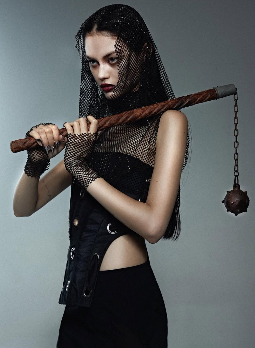 ཐི𖥔ཋྀ tweet media