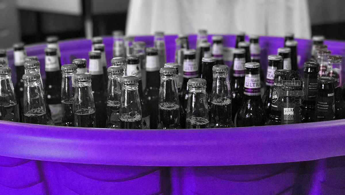 BrainAblaze's tweet image. If you're a person with #epilepsy celebrating #NationalBeerDay, have you talked to your neurologist (or epileptologist) first? Alcohol can interfere with how your body processes anti-seizure meds, making them less effective or increasing side effects. #EpilepsyAwareness