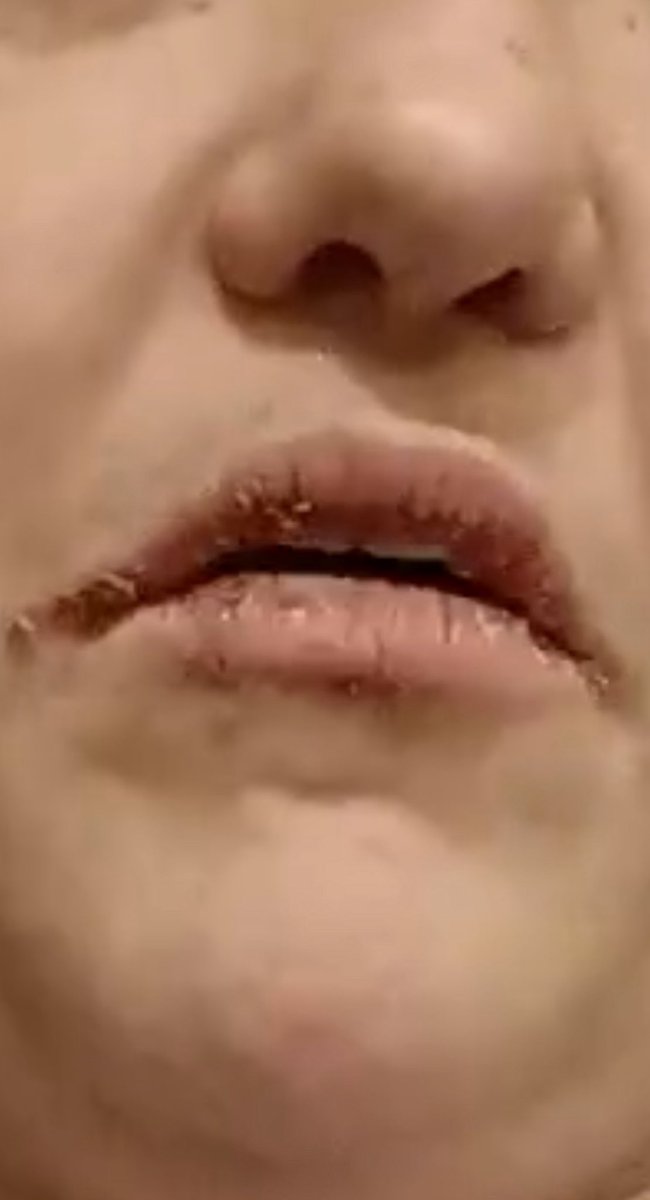 MissRRespect's tweet photo. What do you think the rest of her looks like? 🙈👎🏼🙅🏻‍♀️ https://t.co/jFPRh21G7N