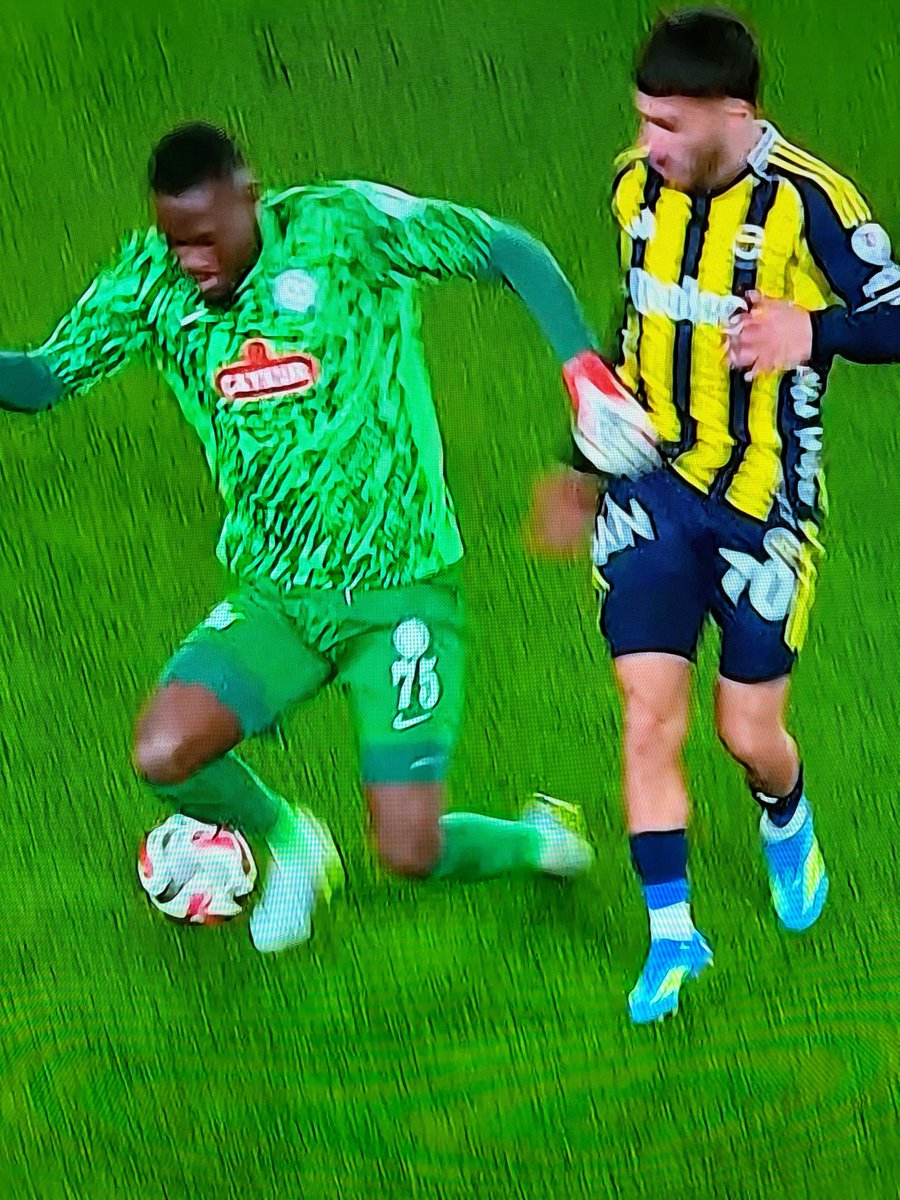 12 NUⓂ️ARAYLA tweet media