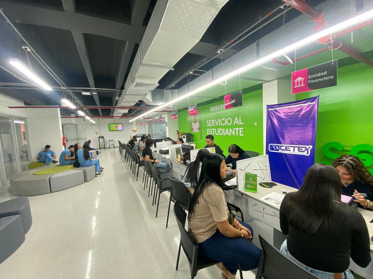 ICETEX's tweet image. Hoy estamos orientando a nuestros beneficiarios/as en el proceso de registro biométrico en la Universidad de San Buenaventura sede #Bello, @umanizales, y en #Valledupar, en la @udes_oficial y la Fundación Universitaria del Área Andina. #ImpulsandoOportunidades