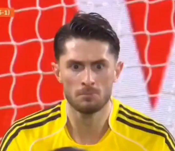 FlagOfSpring's tweet photo. @Fenerbahce https://t.co/XWiZgB9Dlo