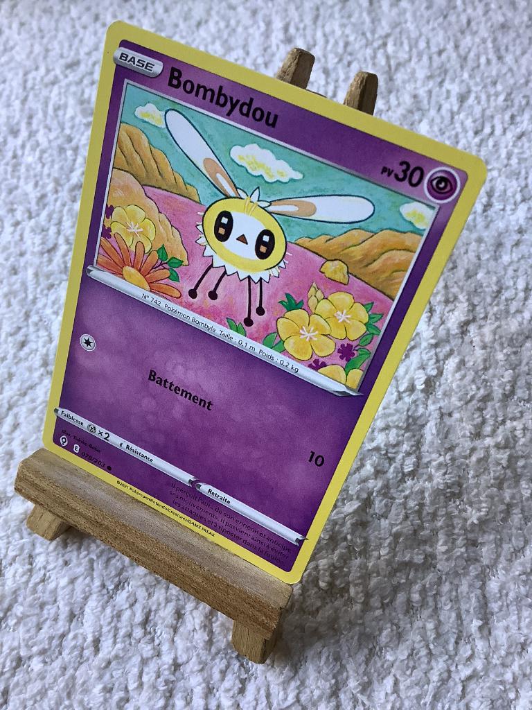 JeffFlick2's tweet photo. #Carte EVS078 /203 #Pokémon #Évolution #Celeste #Bombydou 🇫🇷 #lot possible #Pokécardex
 https://t.co/uOxjnggf3Y

💰 Prix : [0.20€]

#leboncoin https://t.co/l8OnHBhzNY
