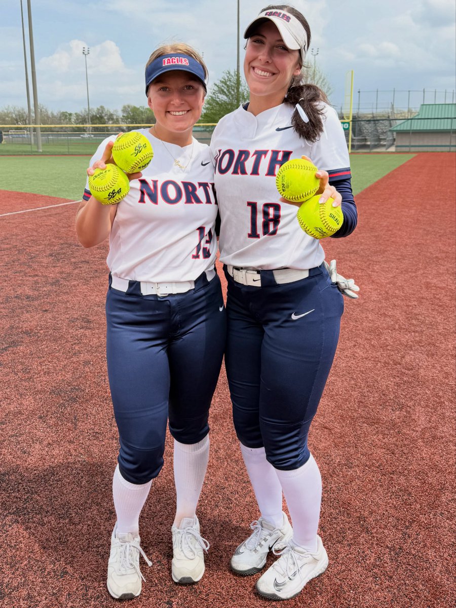 ON Softball tweet media