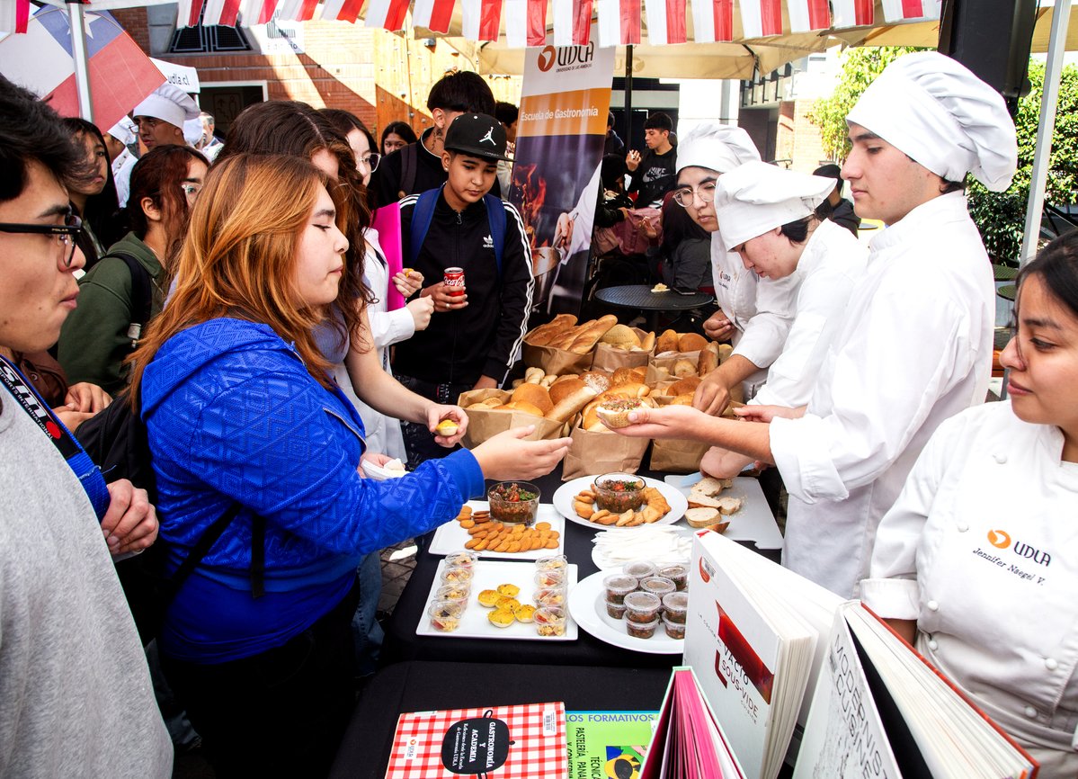 UDLAChile tweet media