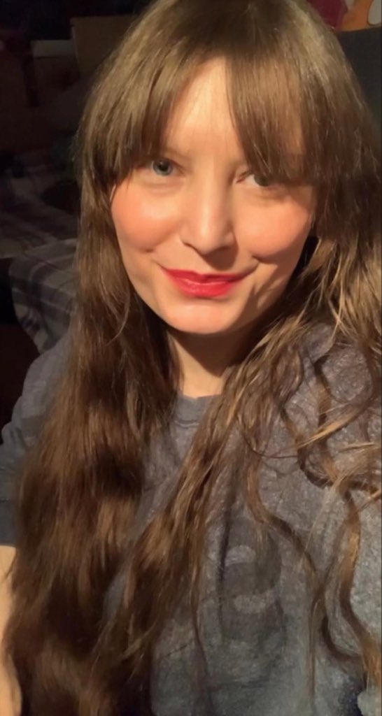 ellie brecht tweet media