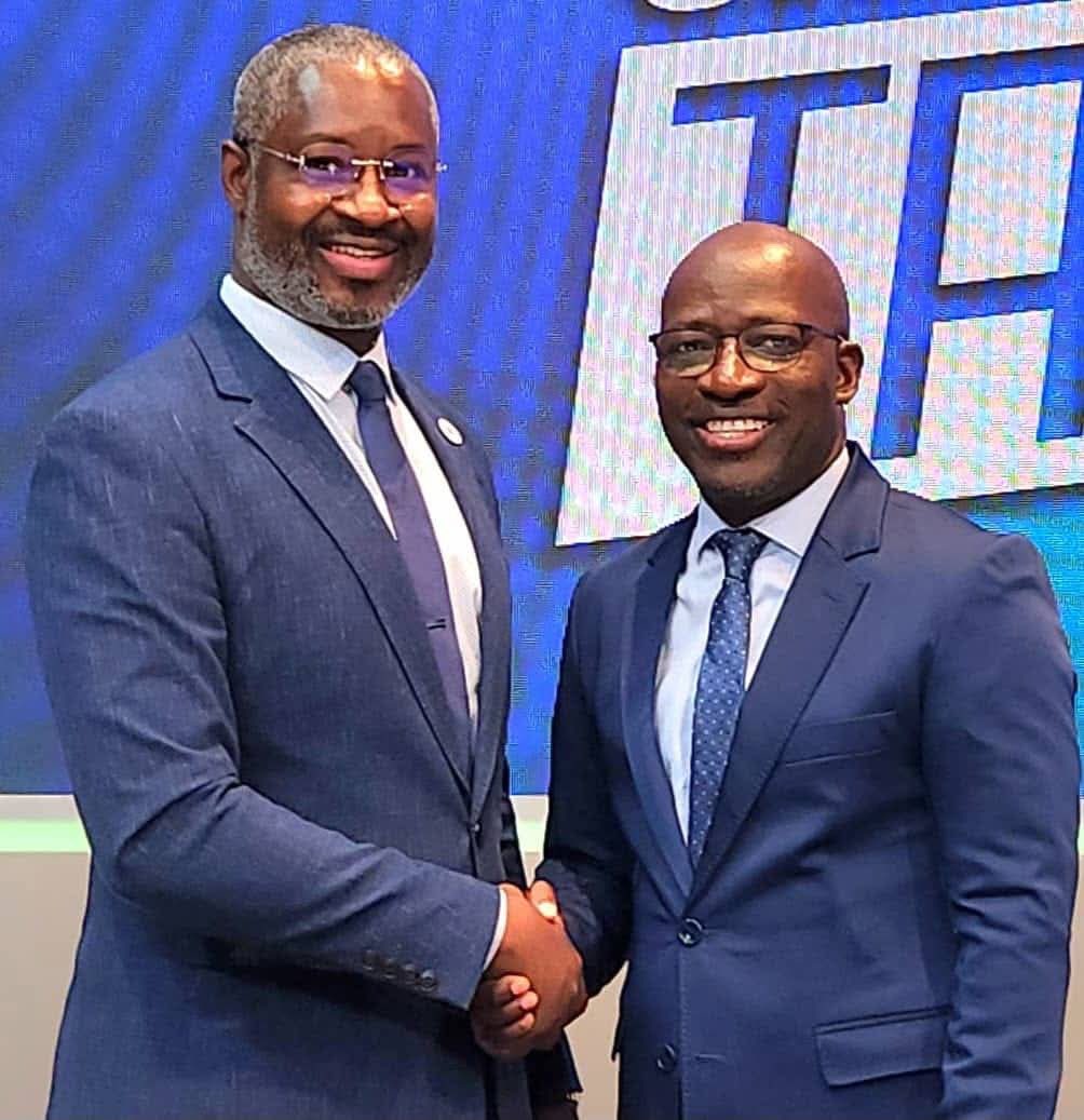 LE GÉMEAUX REEL ⚔️⚔️⚔️ tweet media