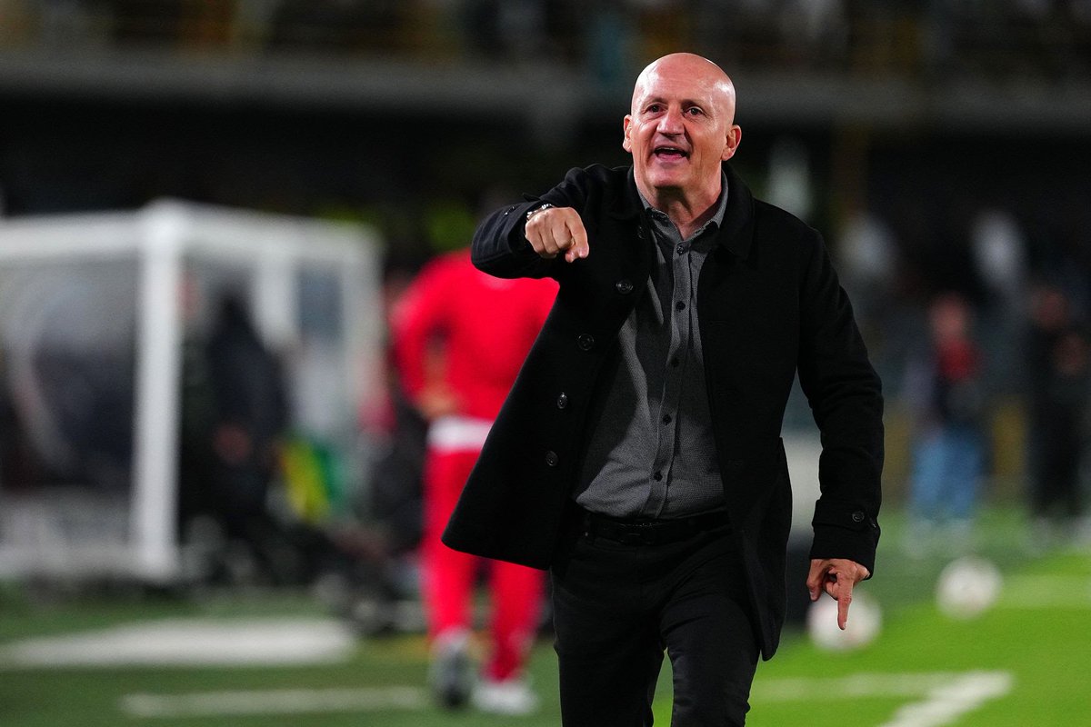 El VBAR CARACOL tweet media