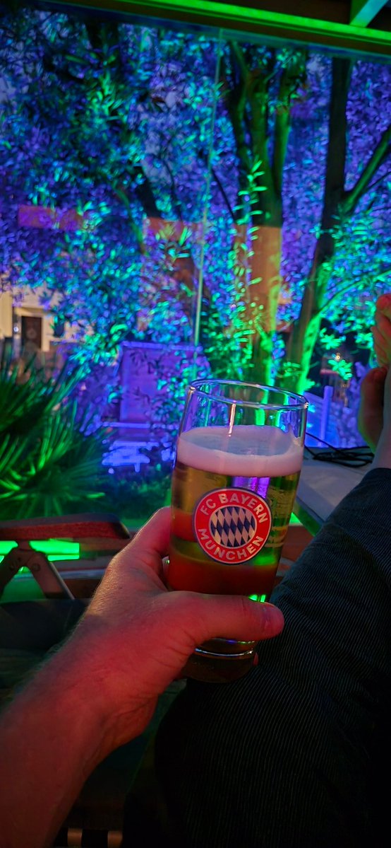 Joergemann's tweet image. Die Vorbereitungen lohnen sich. So bereit für den #Sommer2026 her damit. Sonne Wärme Ruhe. Alles!

Euch ein schönes #Wochenende und ganz wichtig, #Prost🍻 Ihr Säcke