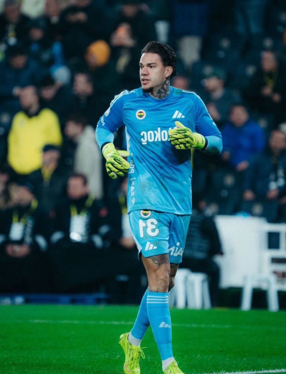 Ardiønel tweet media