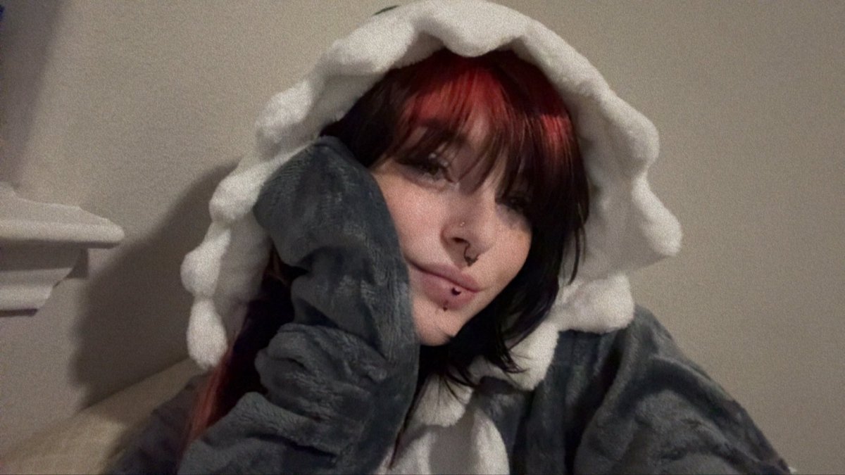 Time to be a little vulnerable.

TLDR; I need surgery so I’ll be opening cards once a week to try and pull a card to help pay for it.

I need to get a hysterectomy. A scary procedure that’s very much needed as I’ve spent my entire puberty having the worst cramps of my life and