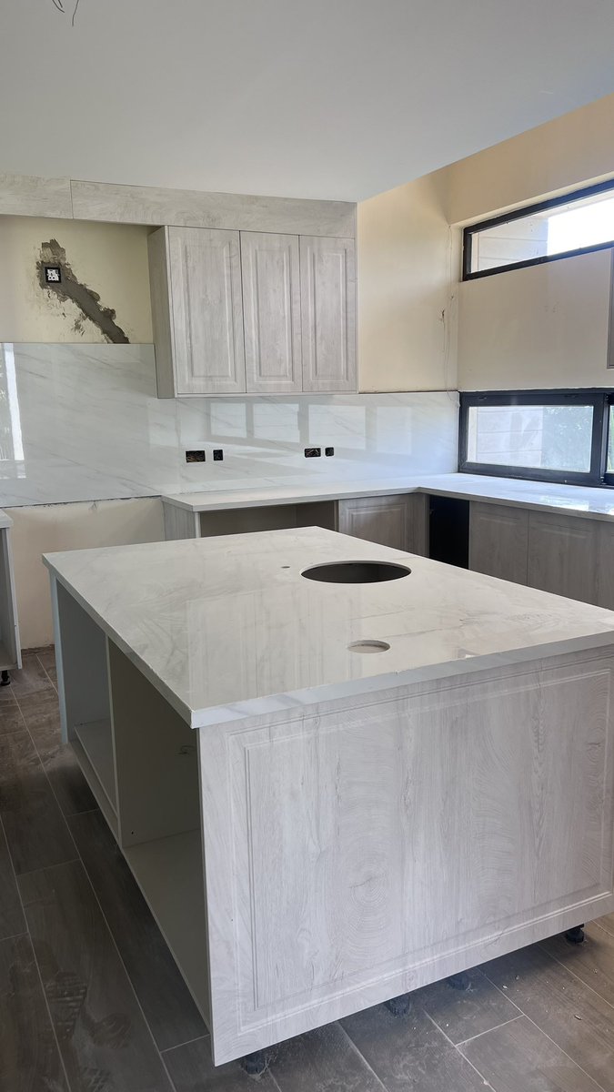 ChegeBrilliance's tweet photo. We don’t just supply stone we install excellence.
Sintered stone solutions for homes &amp; commercial projects.
📍 Industrial Area, Dunga Road
#SinteredStone #BuildWithQuality #KenyaBuilders https://t.co/nwjplE8Wfs